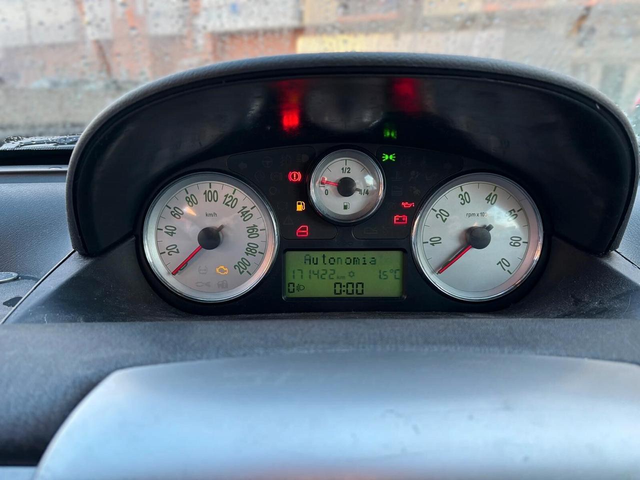 Lancia Ypsilon 1.2 Platino