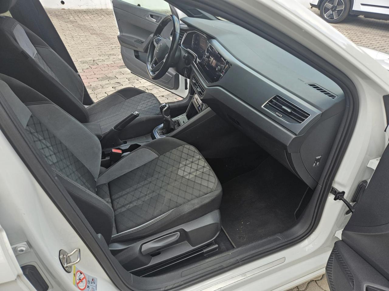 Volkswagen Taigo 1.0 TSI 110 CV R-Line