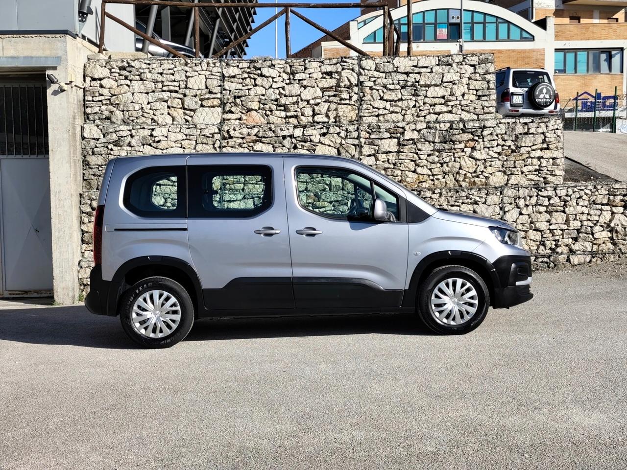 Peugeot Rifter BlueHDi 100 S&S Active Prezzo IVA Inclusa, Navi, FULL!