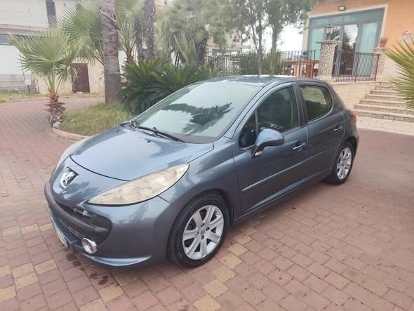 Peugeot 207 1.6 HDi 90CV 5p. XS