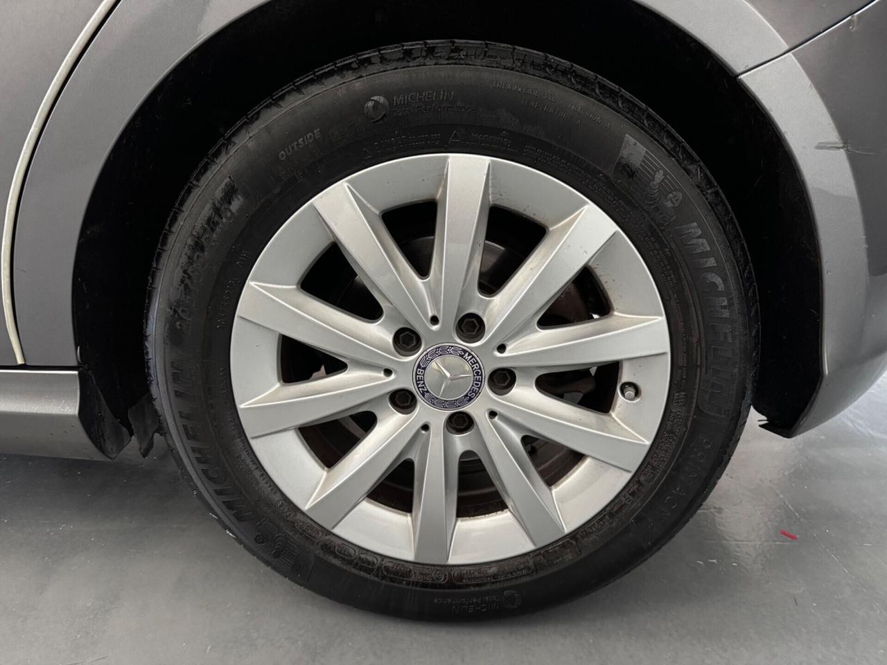 Mercedes-benz Classe A 180d -2015