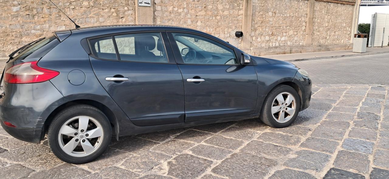 Renault Megane Mégane 1.5 dCi 110CV Dynamique