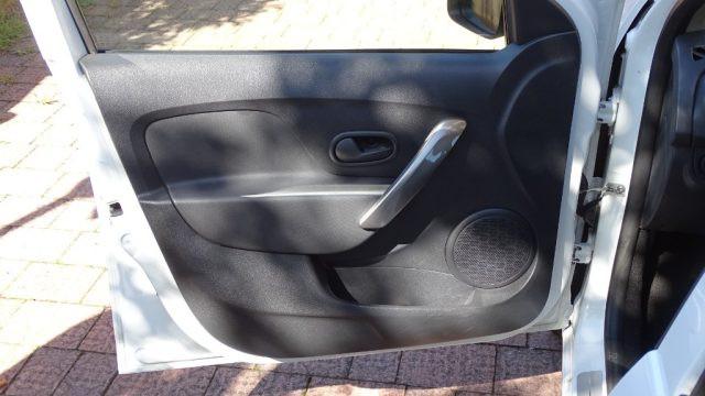 DACIA Sandero 1.2 75CVn cerchi in lega, Neopatentati, Garanzia..