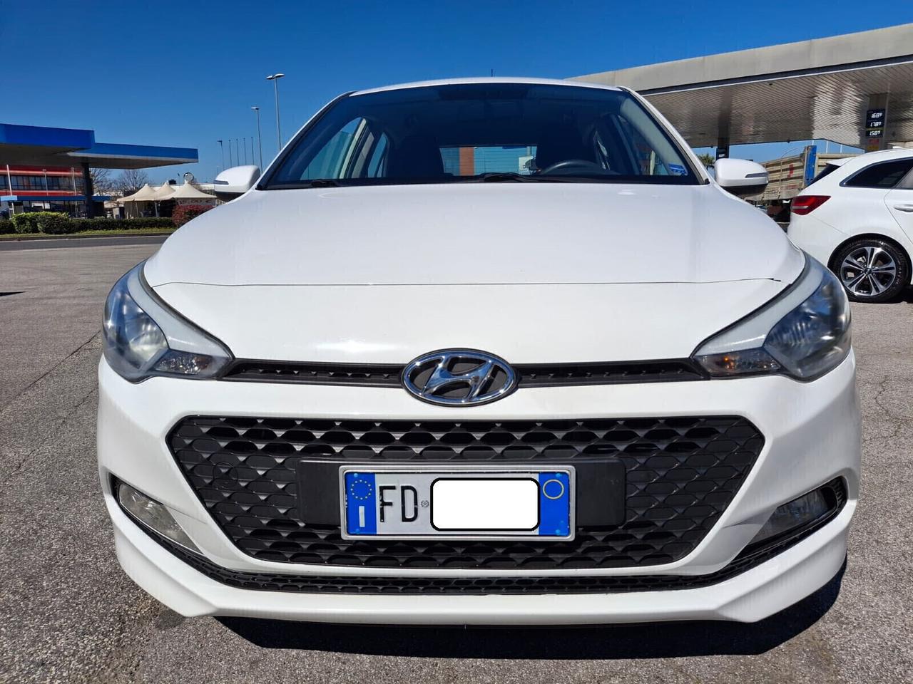 Hyundai i20 1.1 CRDi-*DIESEL EURO 6*NEOPATENTATI*