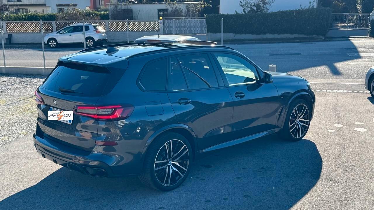 Bmw X5 xDrive30d 48V Msport Tettuccio apribile e panoramico Telecamera 360°