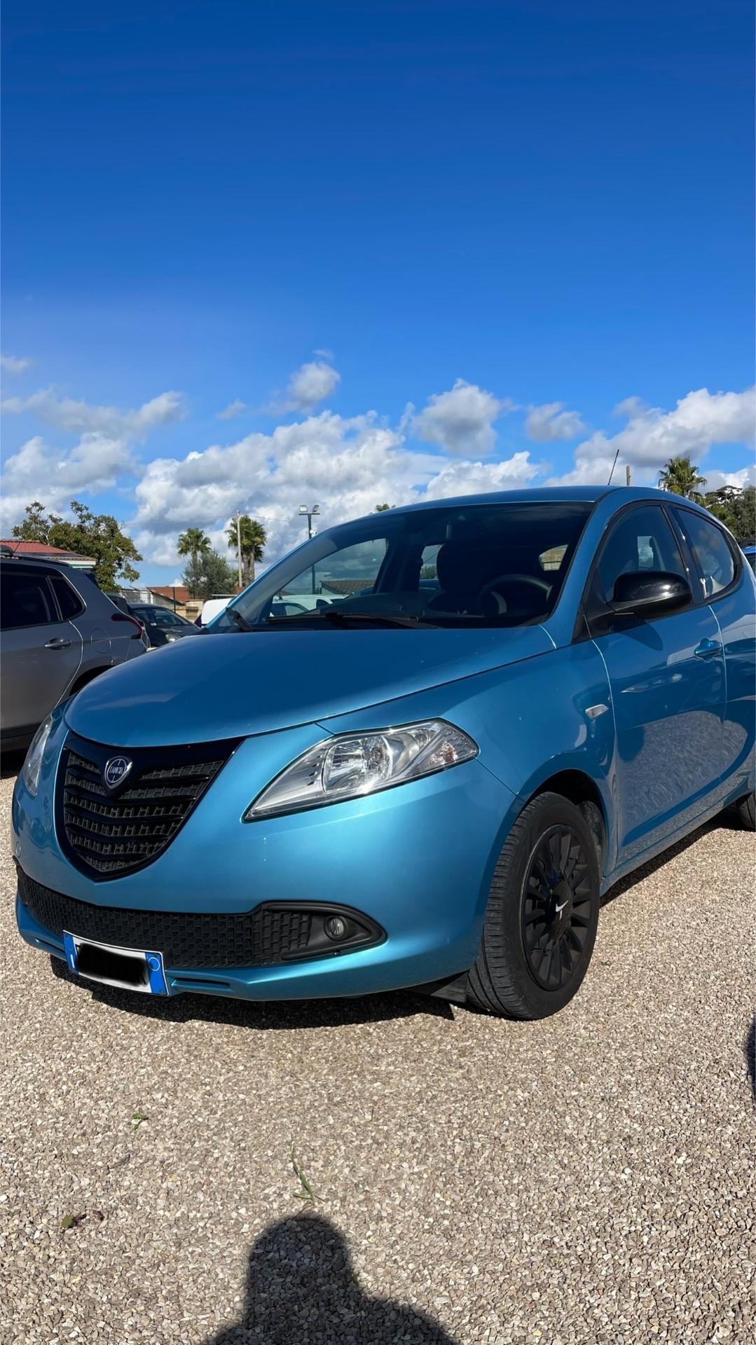 Lancia Ypsilon 1.2 69 CV 5 porte GPL