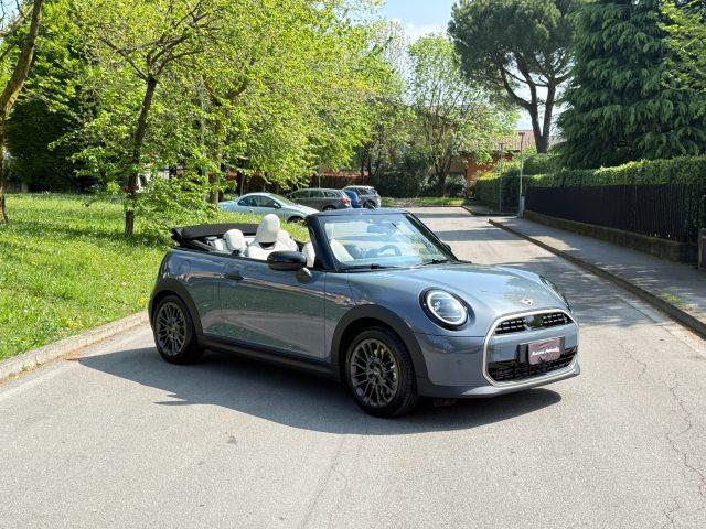 MINI Cooper C Cabrio Cooper C Favoured Cabrio