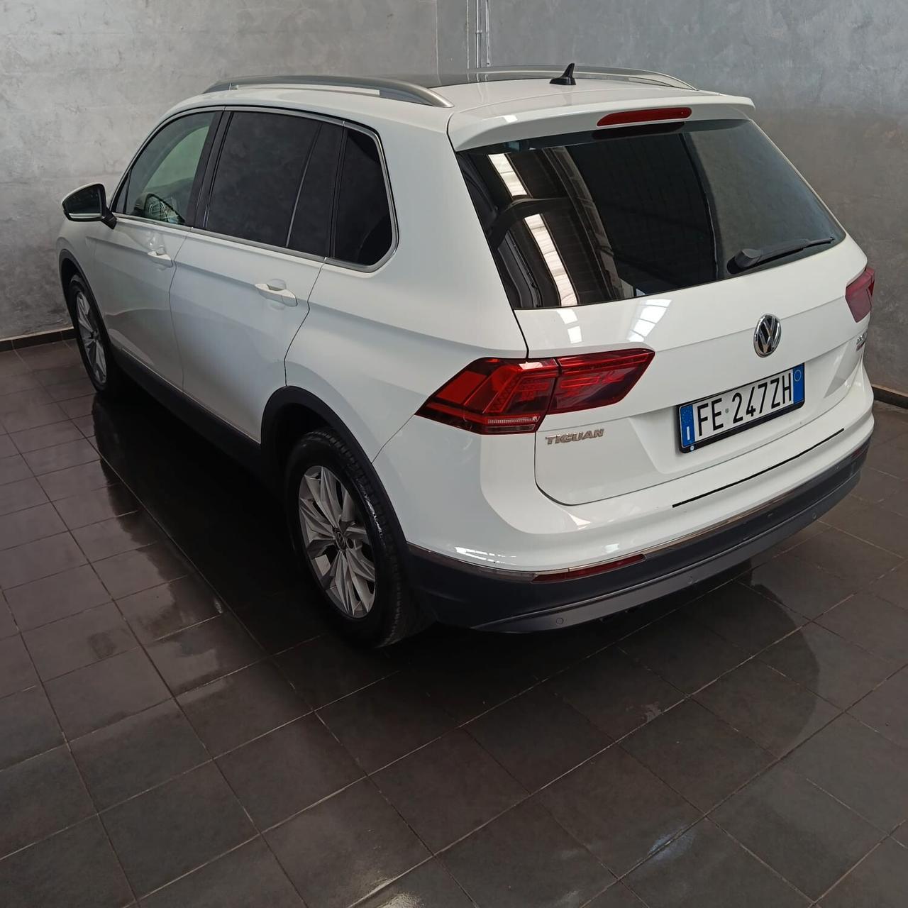 Volkswagen TIGUAN 2.0 TDI 4 MOTION DSG