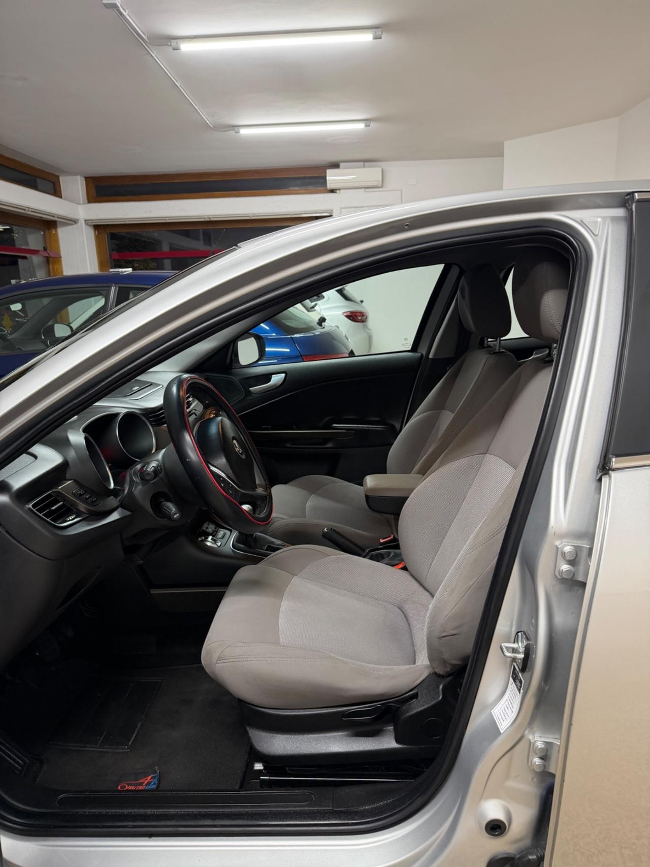 Alfa Romeo Giulietta 1.6 JTDm TCT 120 CV Business