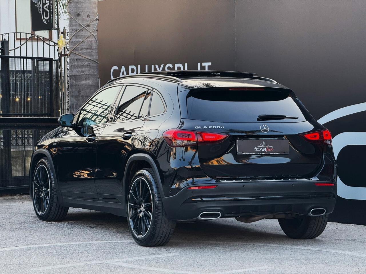 Mercedes-Benz GLA 200 d Premium AMG TETTO