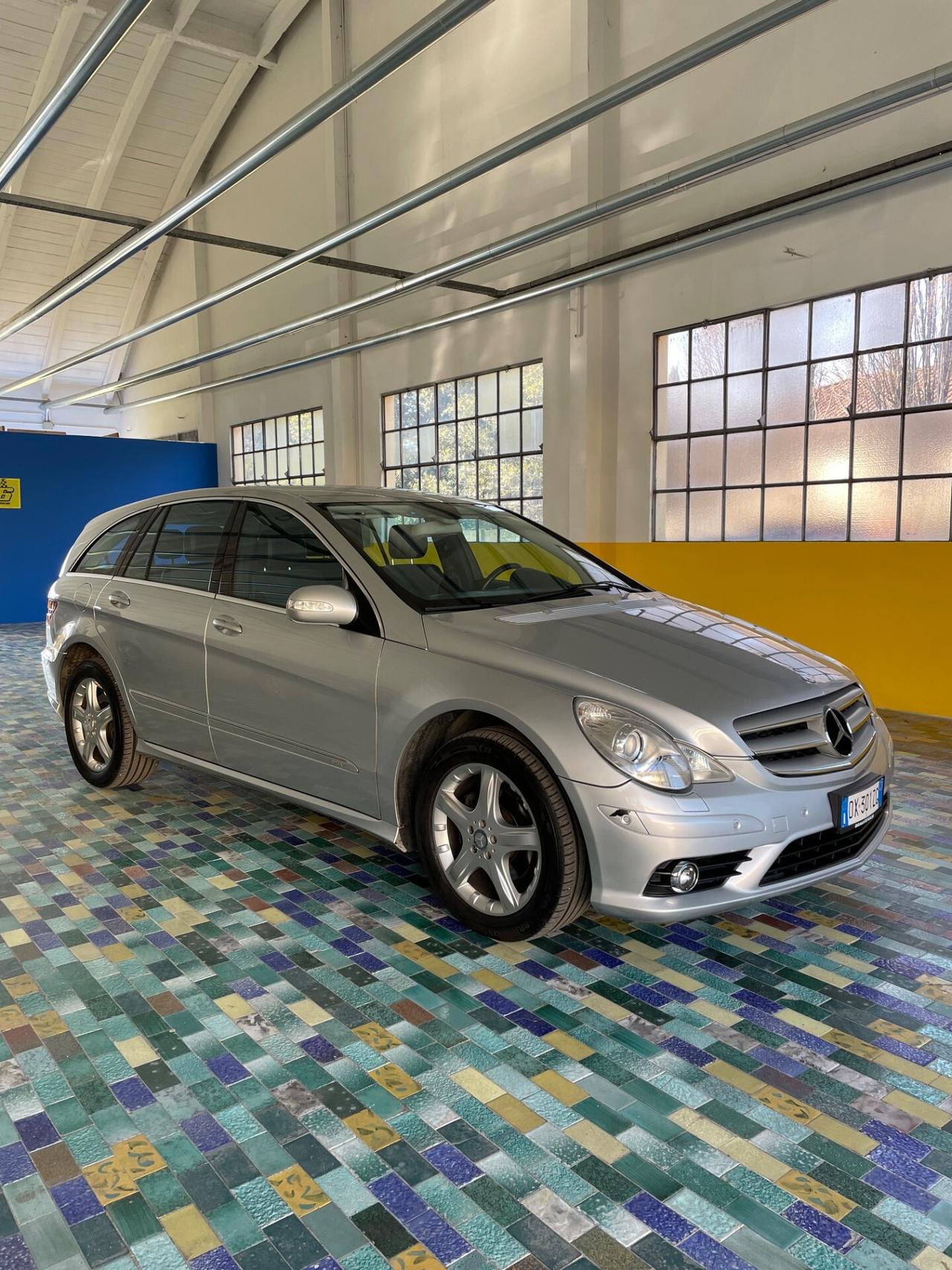 Mercedes-benz R 320CDI 4 MATIC 7 posti