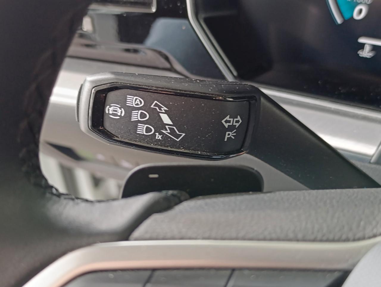 Volkswagen Touareg 3.0 V6 tdi scr 231cv auto