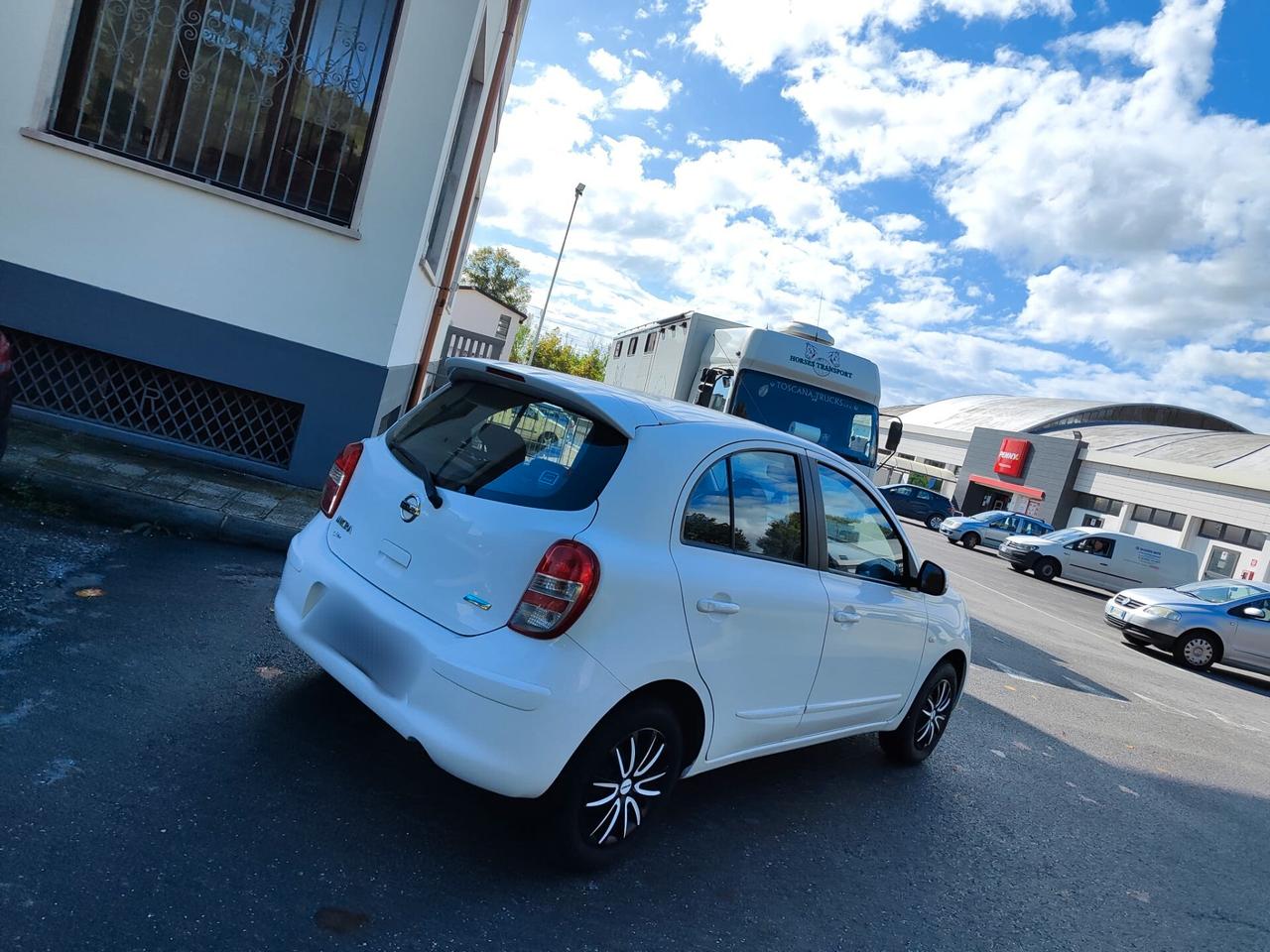 Nissan Micra 1.2 12V 5 porte Tekna - 2013