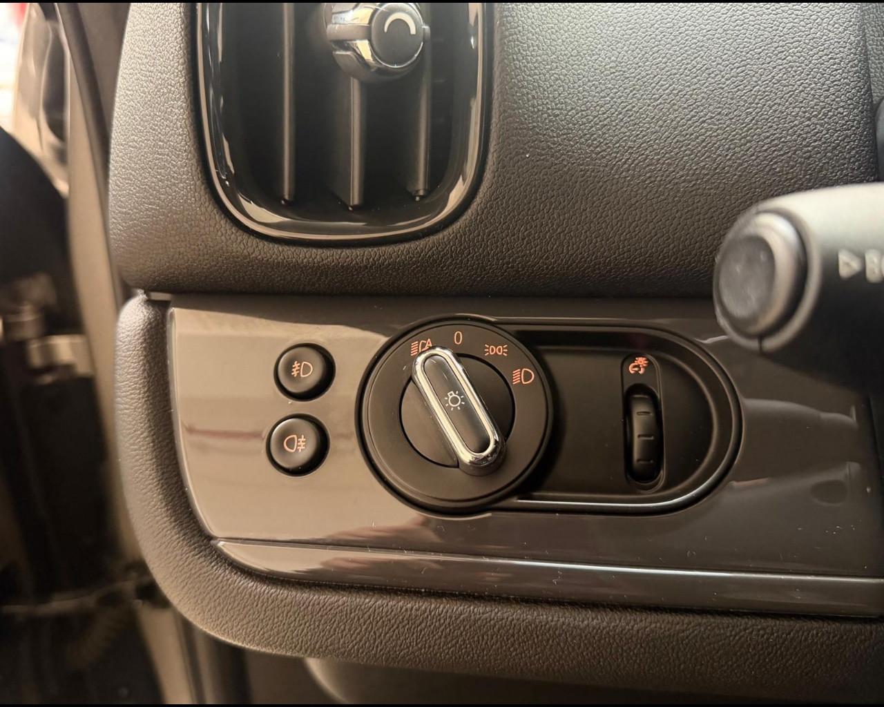 MINI Mini Countrym.(F60) - Mini 1.5 One Boost Countryman