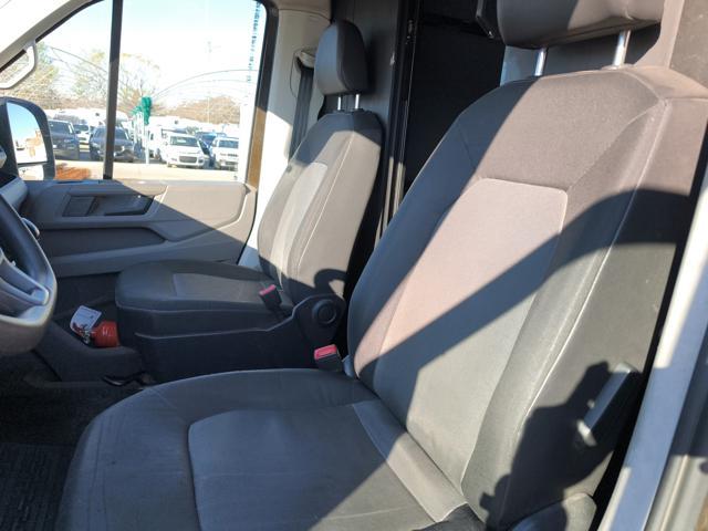 VOLKSWAGEN Crafter 30 2.0 tdi 140cv L3H3 Logistic my19