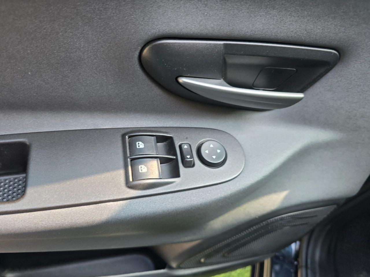 Lancia Y 0.9BZ/METANO 80CV NEOP 100000KM-2014