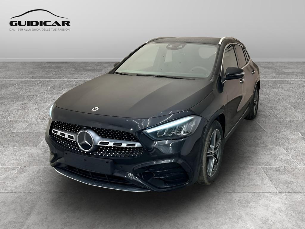 Mercedes-Benz GLA 180 d Automatic