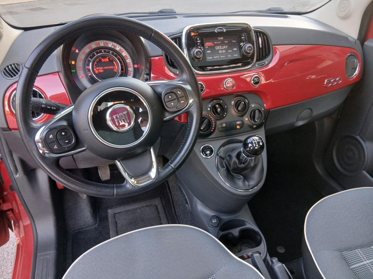 Fiat 500 1.2 Lounge tua a € 193 mese adatta per neo patentati