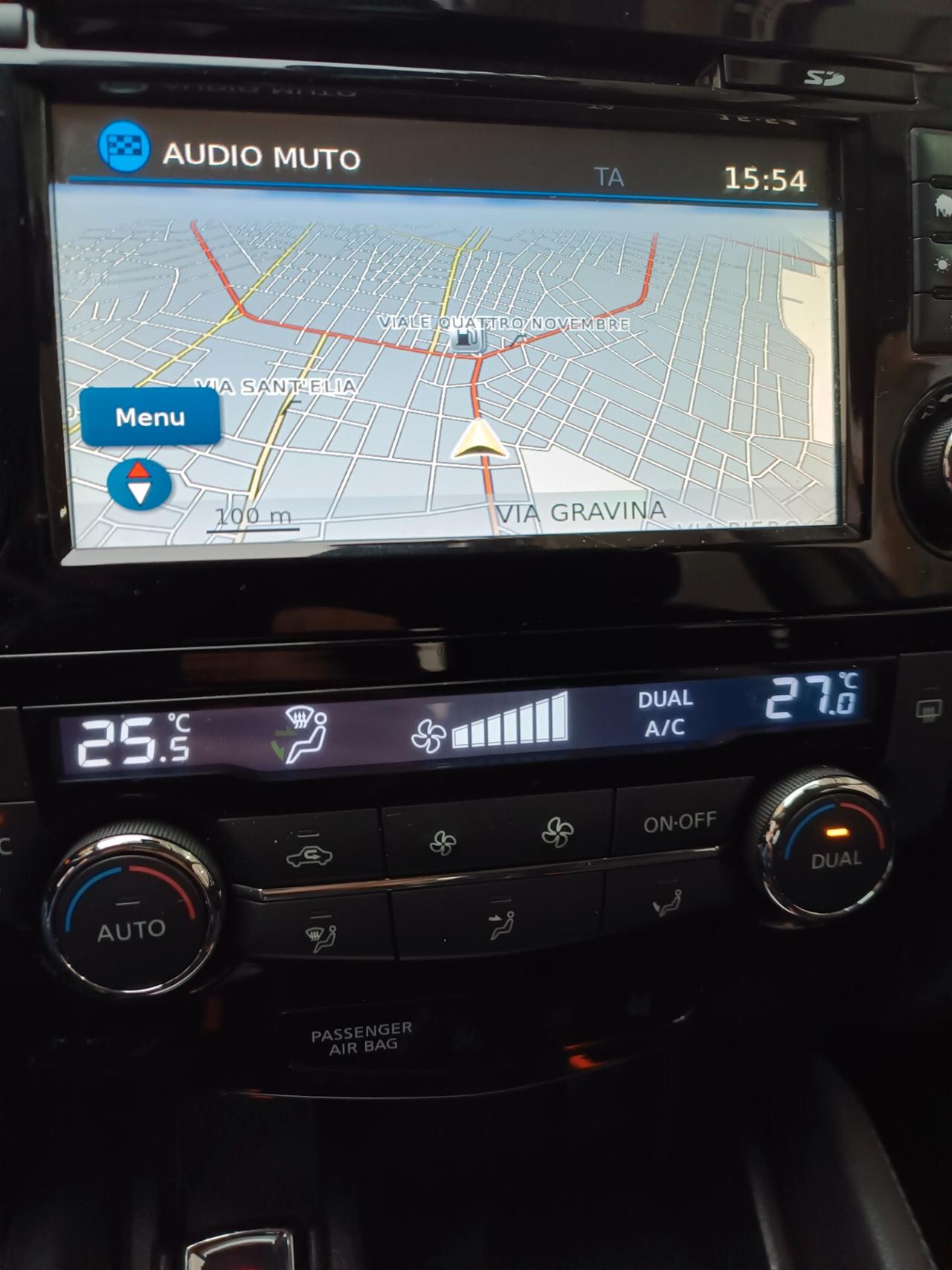 Nissan Qashqai 1.5 dCi TEKNA NAVI CAMERA FULL