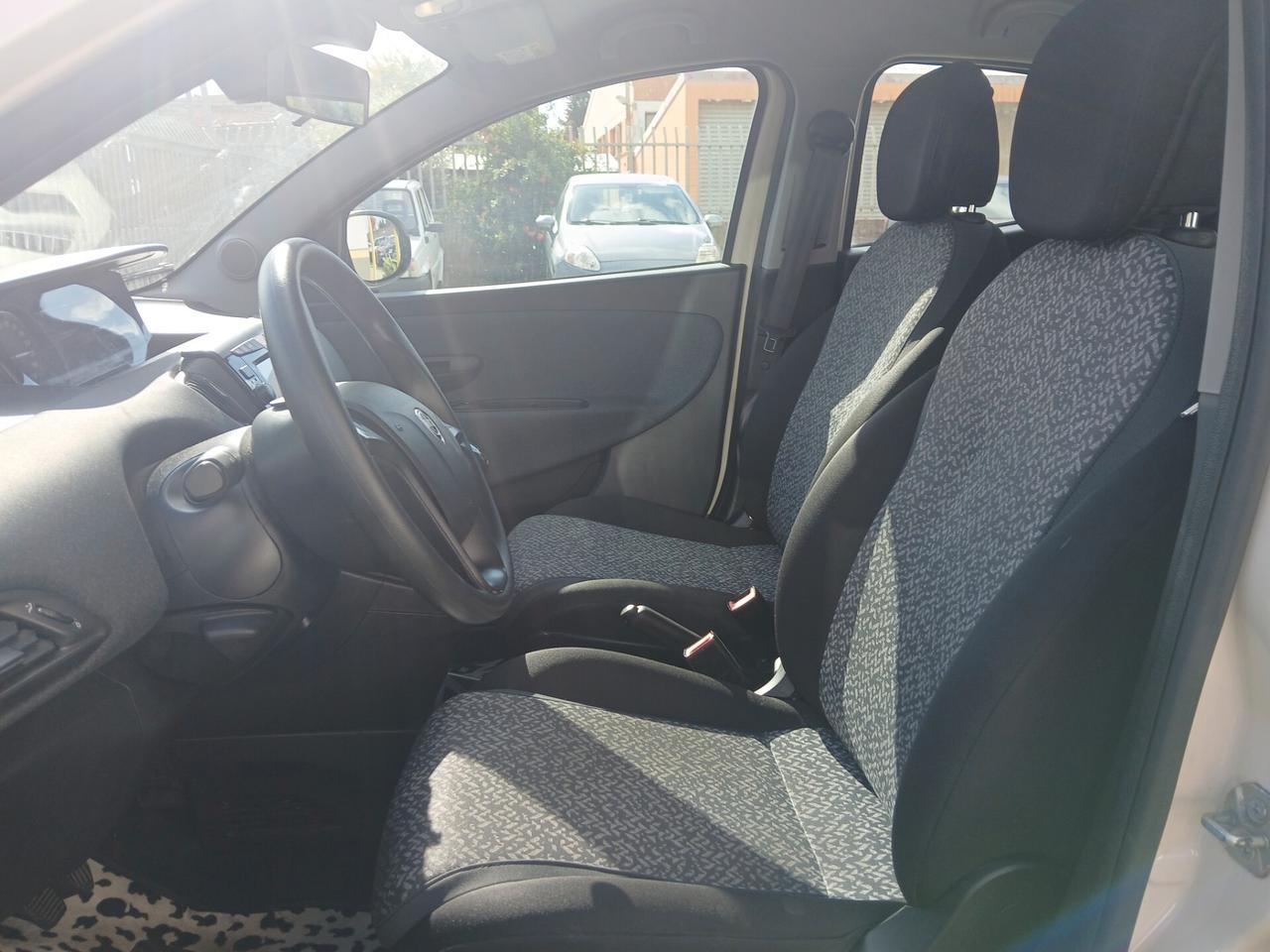 LANCIA Ypsilon 1.000 Hybrid 69cv Km41.300