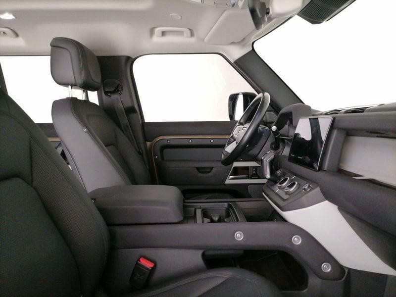Land Rover Defender 110 3.0d i6 mhev SE awd 200cv auto