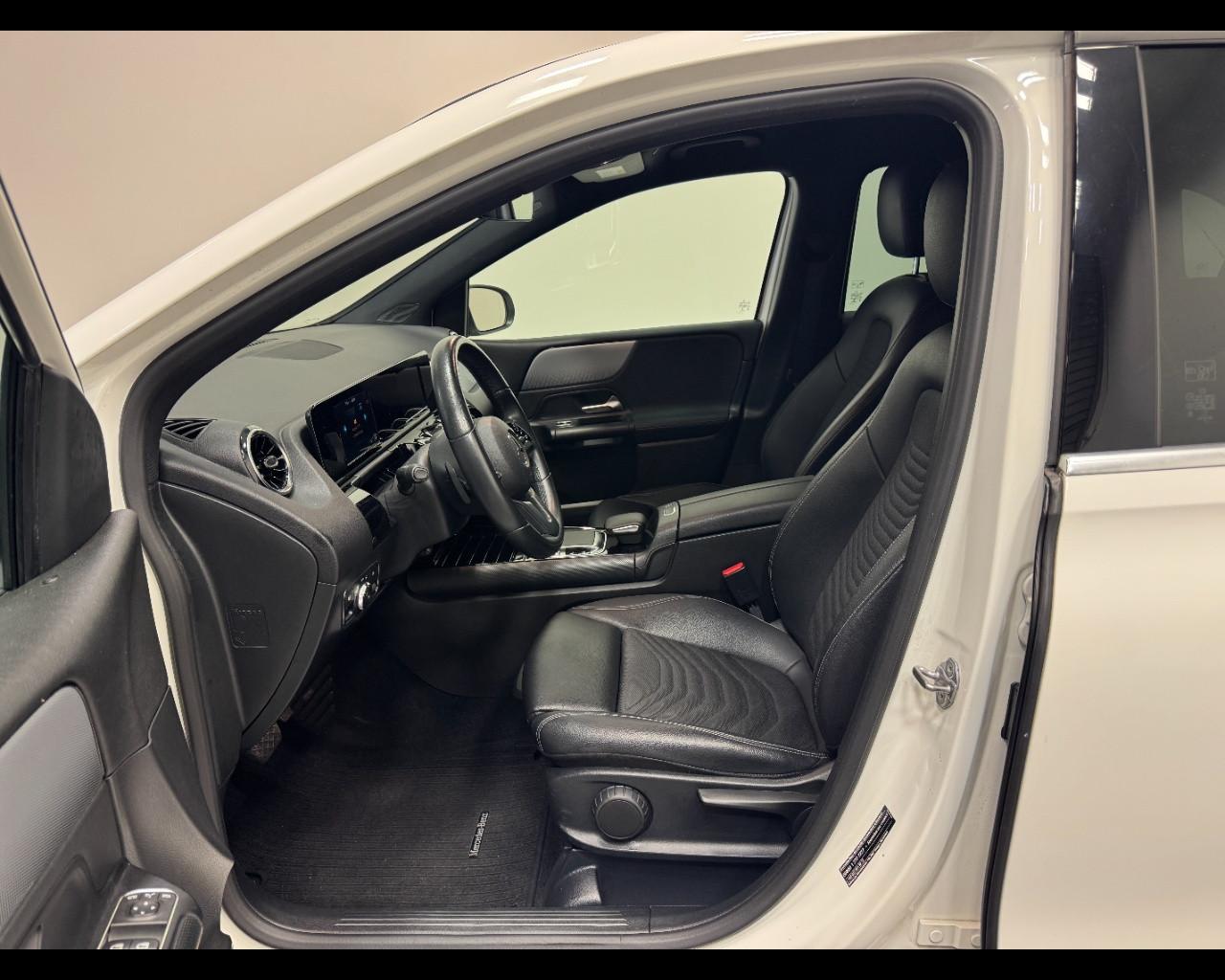 Mercedes-Benz B 180D EXECUTIVE AUTO