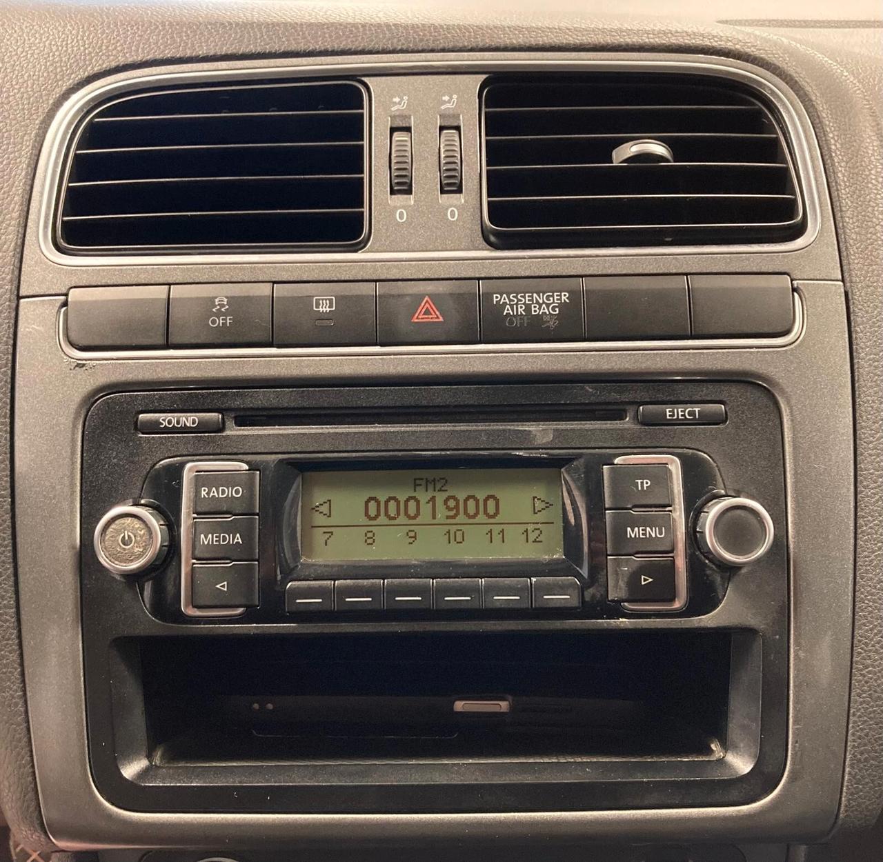 VOLKSWAGEN POLO 1.4-OK NEOPATENTATI- EURO 5B