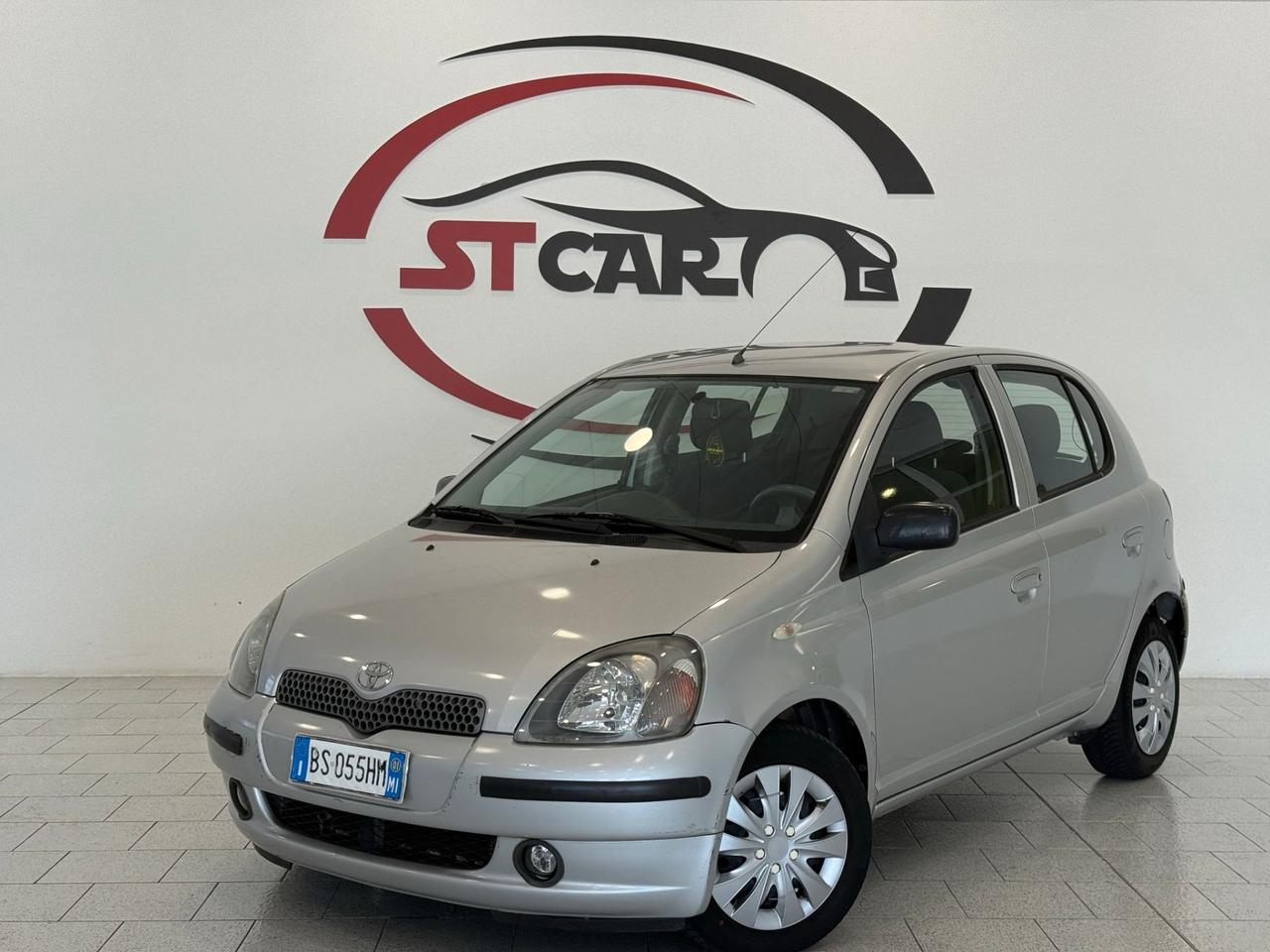 Toyota Yaris 1.3i 16V cat 5 porte Luna