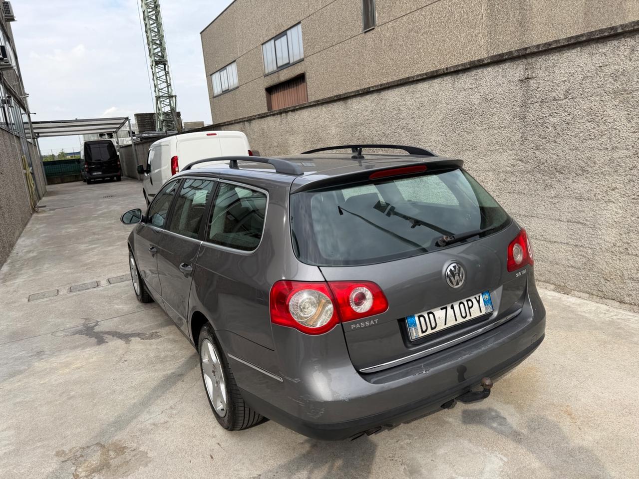 VW PASSAT 2.0TDI GANCIO TRAINO 1800KG