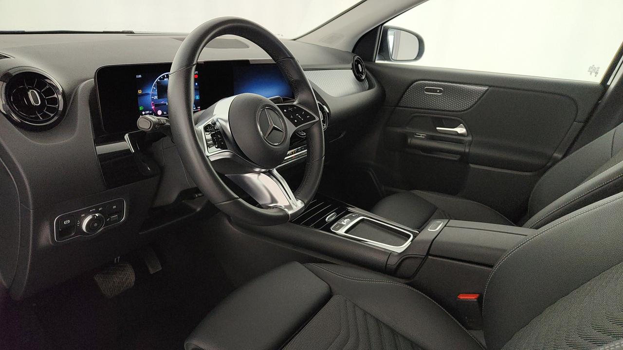 Mercedes-Benz GLA 180 d Advanced auto