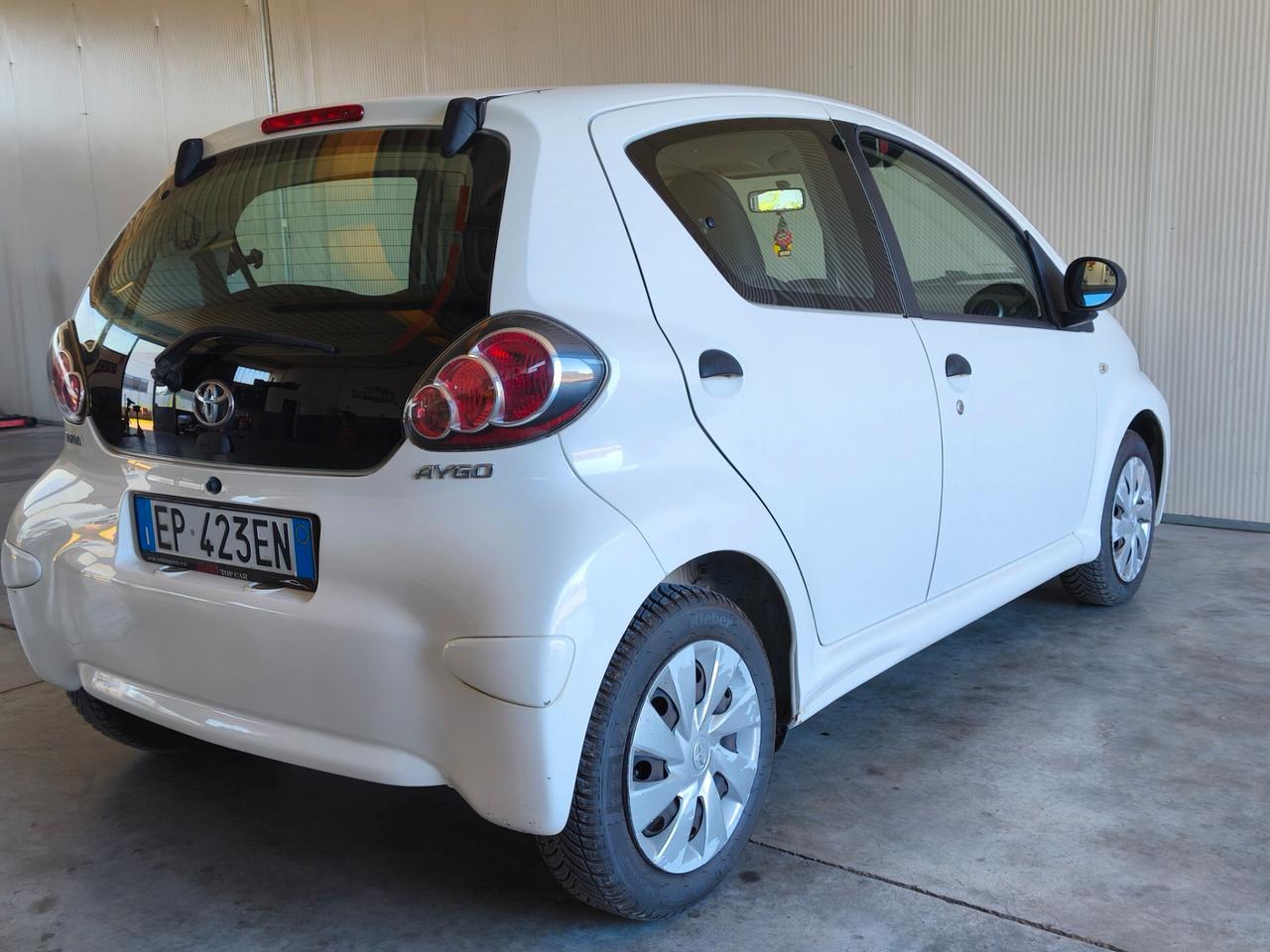 Toyota Aygo 1.0 12V VVT-i 5 porte