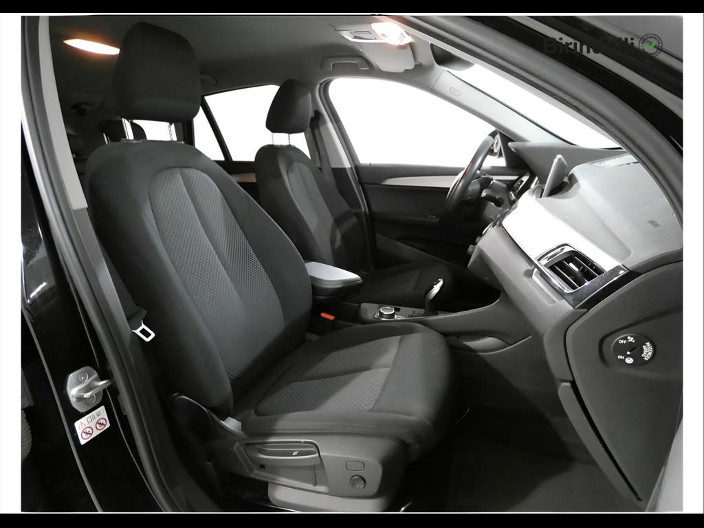 BMW X1 (F48) - X1 sDrive18d Business Advantage