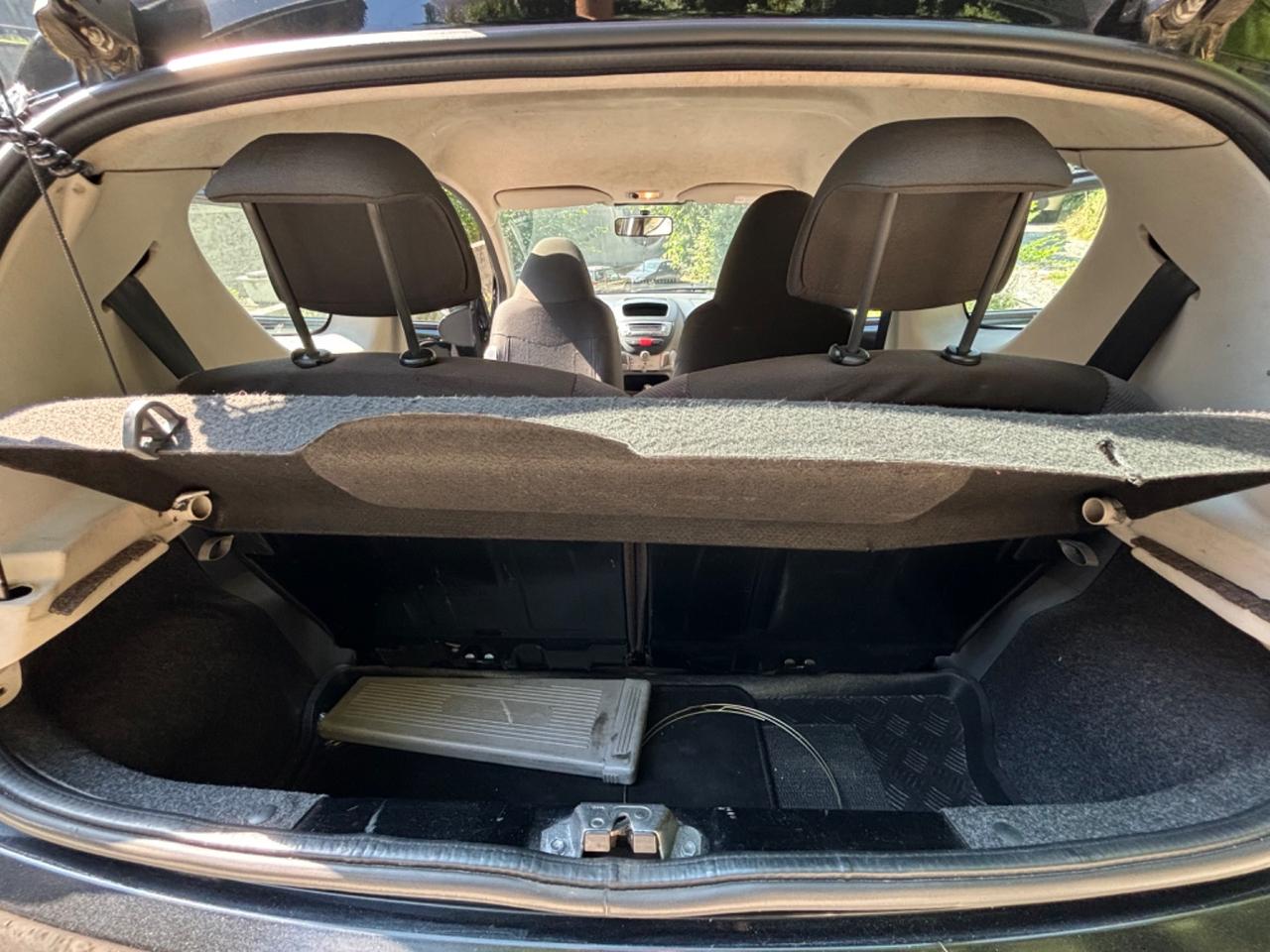 Citroen C1 1.0 3 porte C1TY adetta per neoptentati
