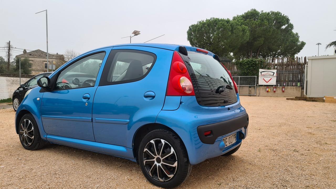 Peugeot 107 1.0 68CV 5p. Plaisir