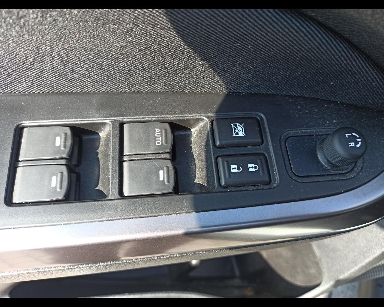 SUZUKI Vitara (2015) - Vitara 1.4 Hybrid Cool