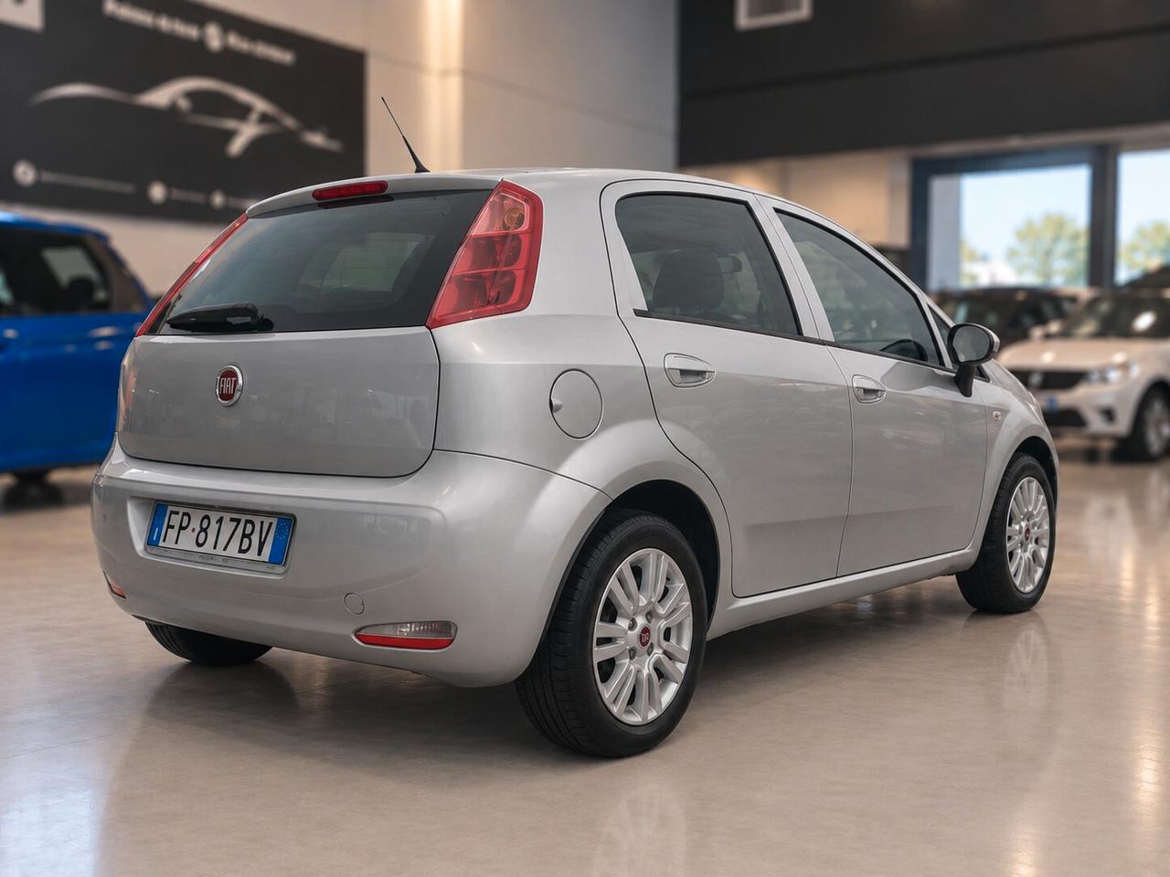 Fiat Punto 1.3 MJT II S&S 95 CV 5 porte Street
