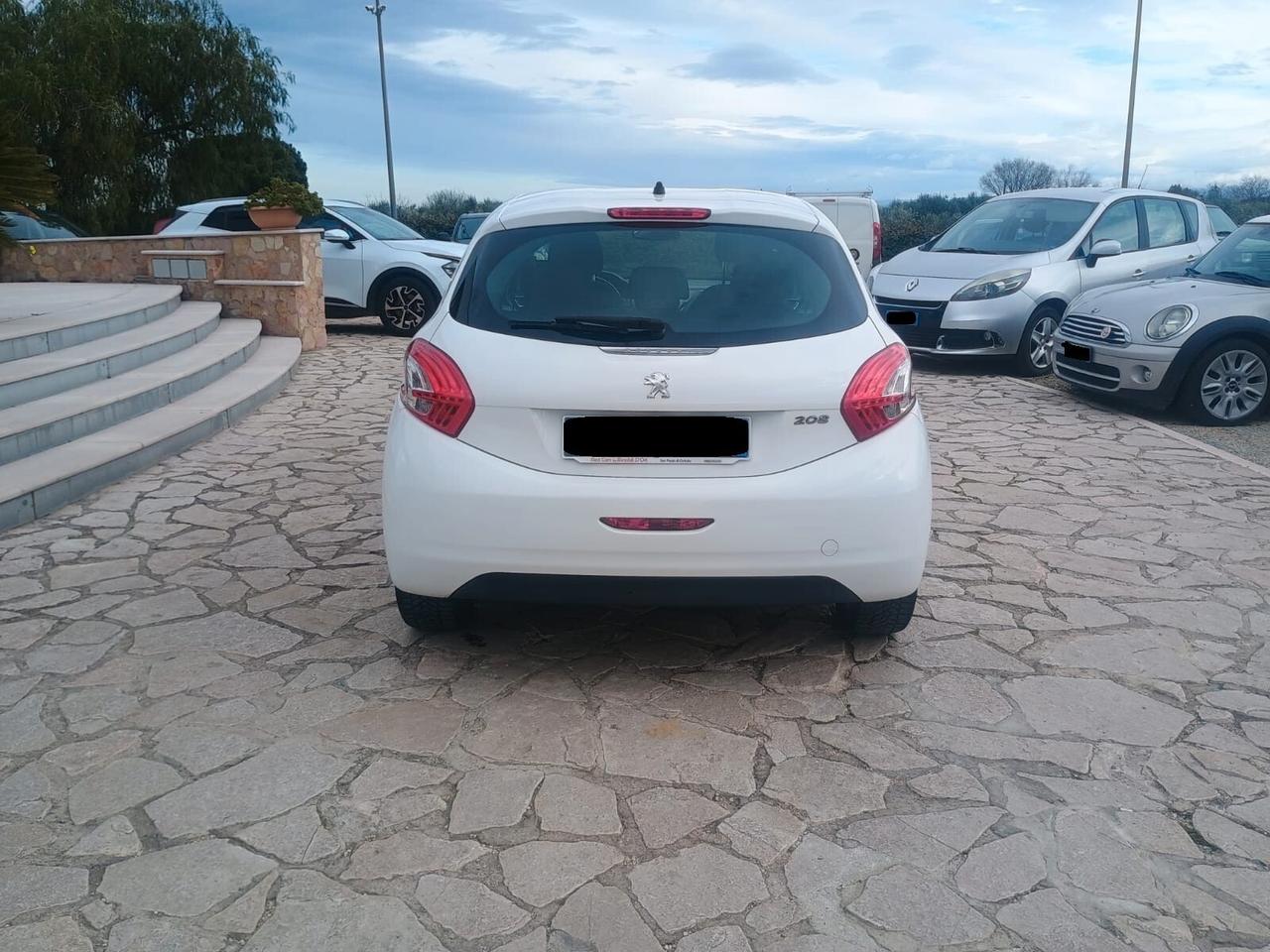 Peugeot 208 1.2 VTi 82 CV 5 porte Allure