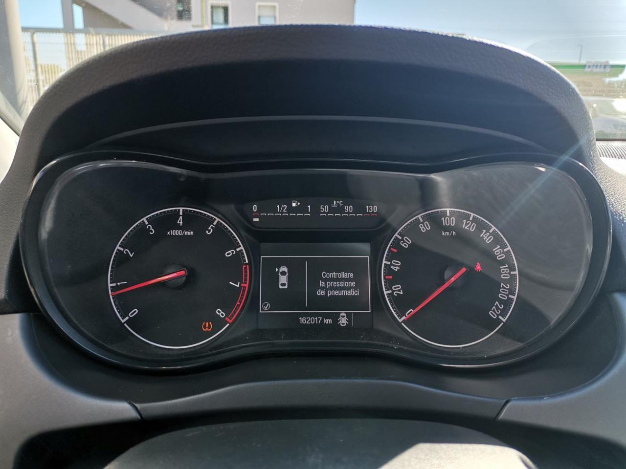 Opel Corsa 1.4 90CV GPL Tech 5 porte Innovation