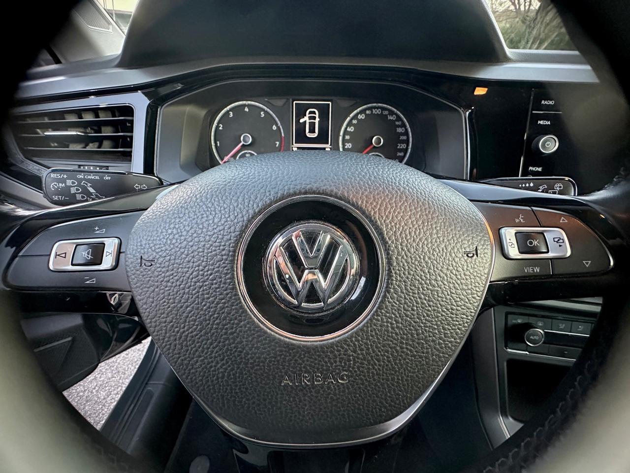 Volkswagen Polo 1.0 MPI 75 CV 5p. Comfortline BlueMotion Technology Apple neo patentati Permute Garanzia Rate