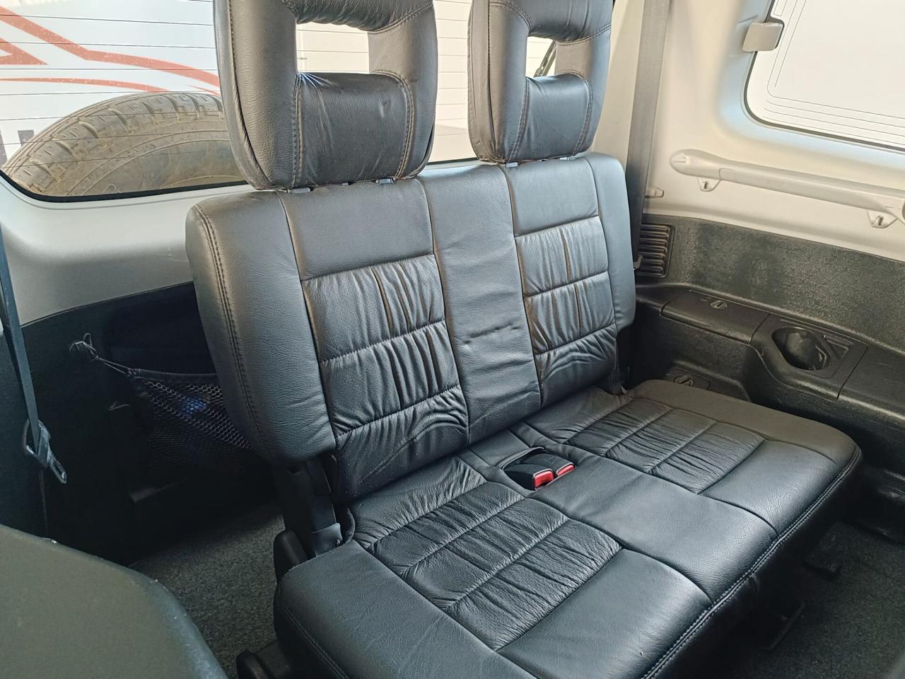 Mitsubishi Pajero 3.2 16V DI-D 5p. Instyle - 7 POSTI - ASI