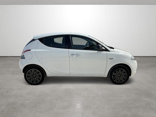 LANCIA Ypsilon 1.0 FireFly 5 porte S&S Hybrid Ecochic Gold
