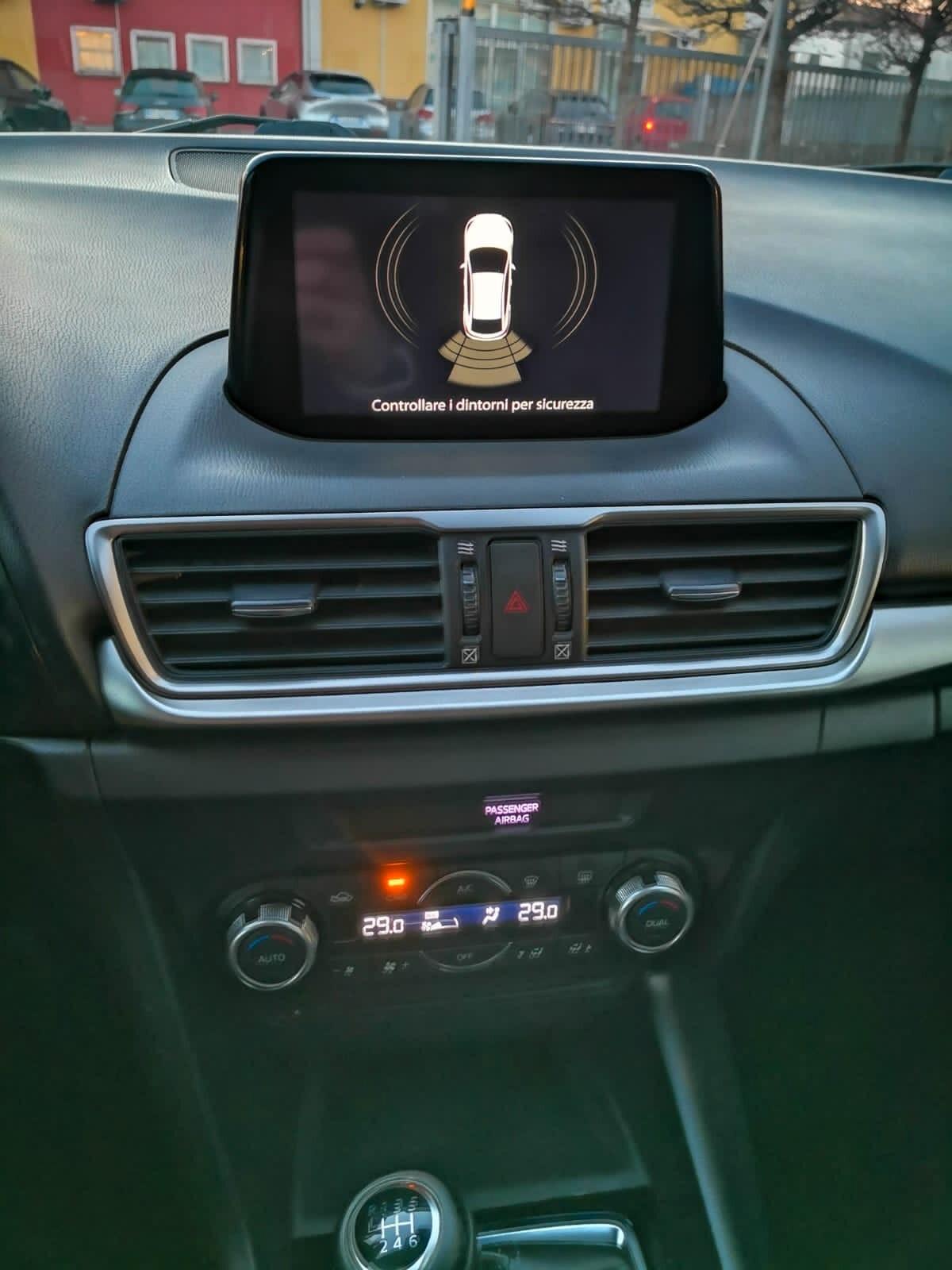 Mazda 3 1.5 Skyactiv-G ***NAVI***UNIPROPRIETARIO***