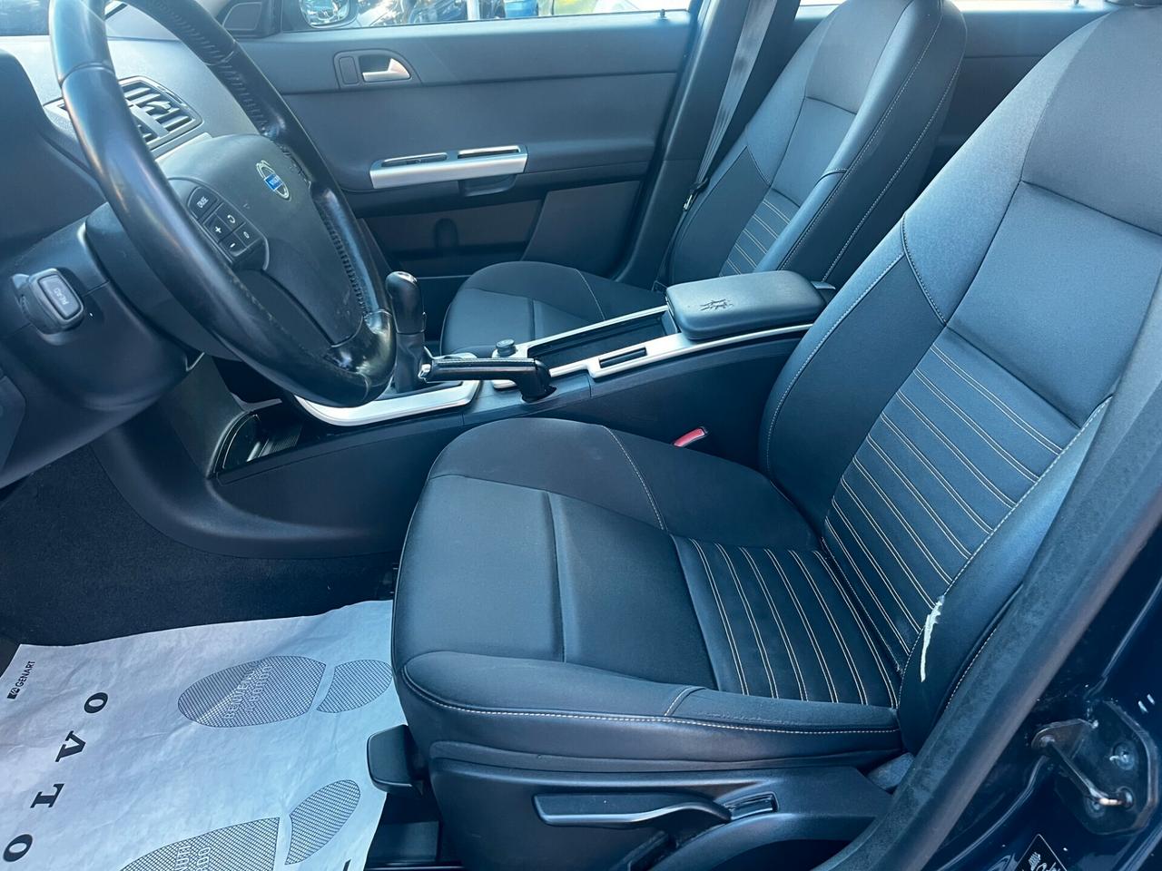 Volvo V50 D2 POLAR