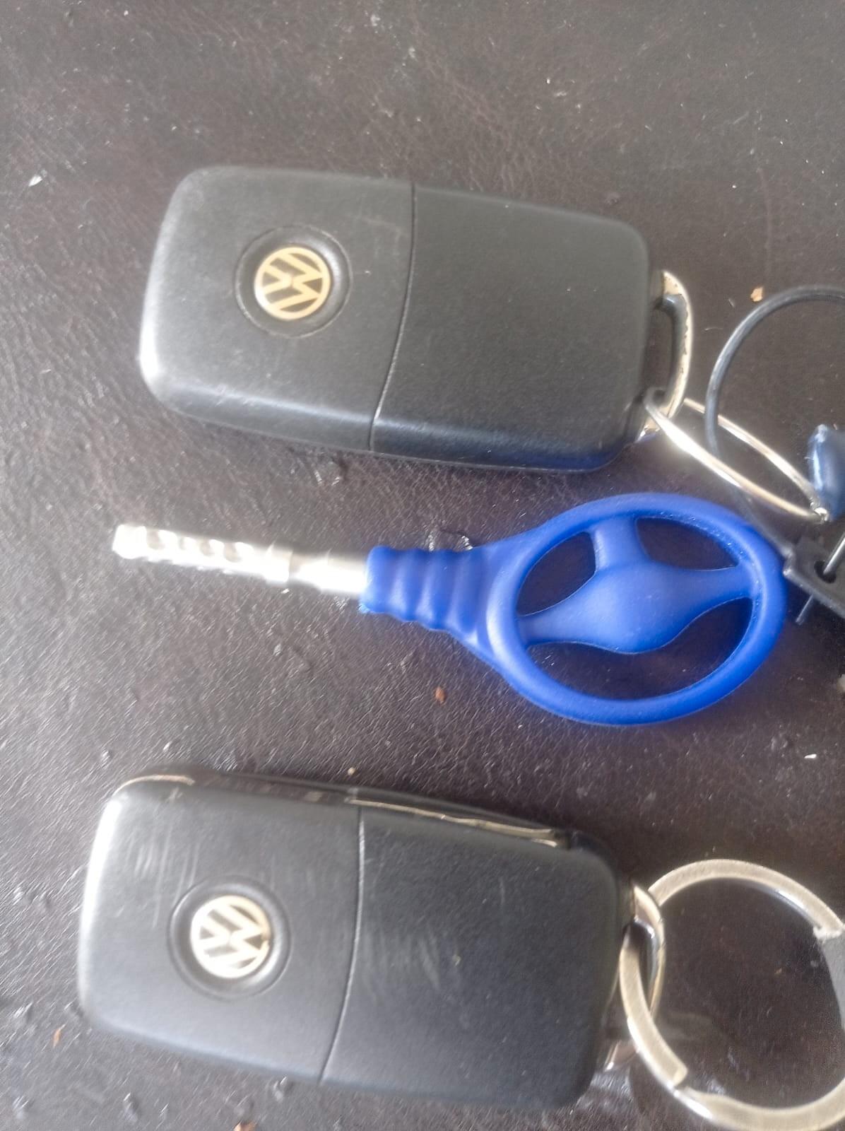 Volkswagen Golf 1.6 5p. Highline BiFuel -2011