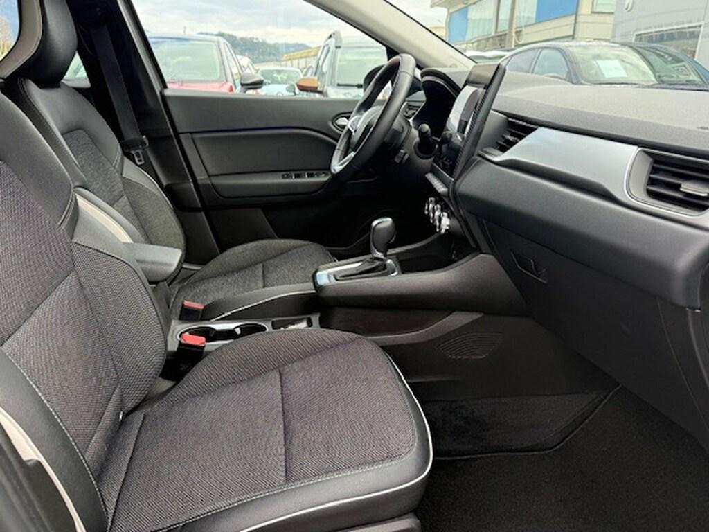 Renault Captur 1.6 E-TECH Hybrid Techno Fast Track Auto