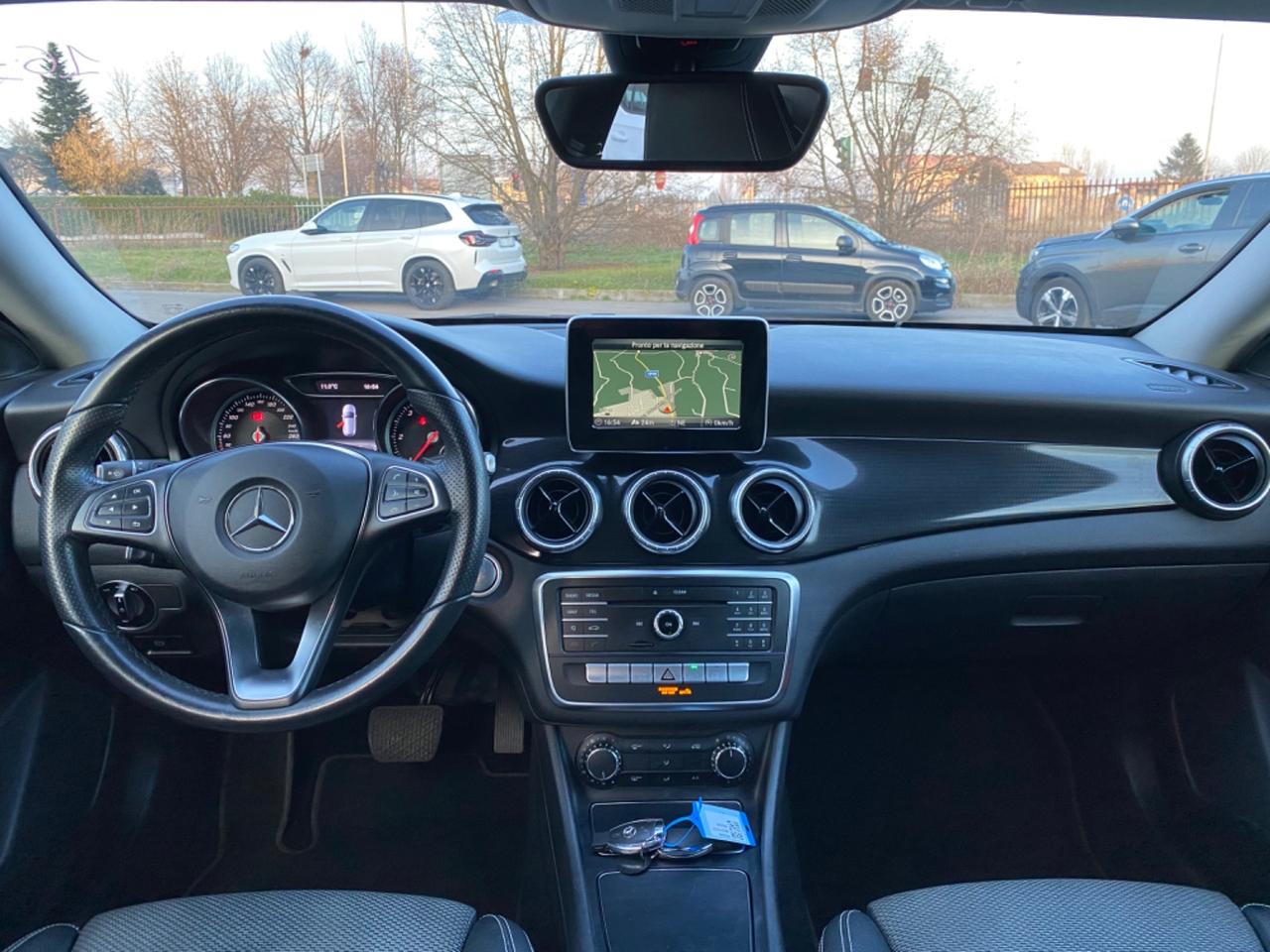 Mercedes CLA 180 d S.W. Automatic Sport GARANTITA