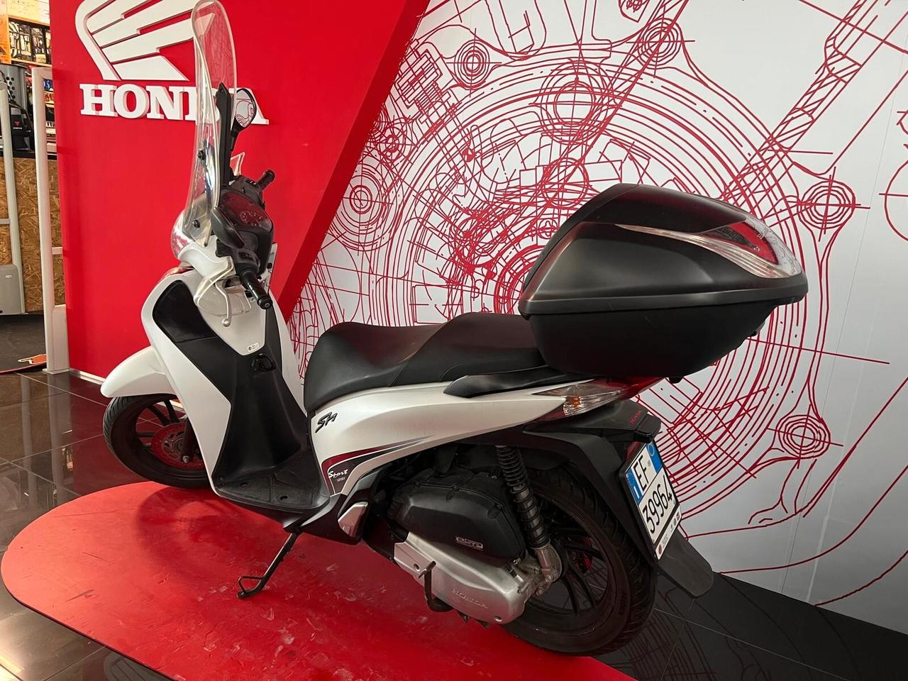 Honda SH 125 sport 2016