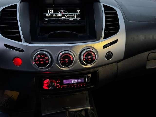 Mitsubishi L200 L200 2.5 di-d Intense Plus 178 8cv N1 E5