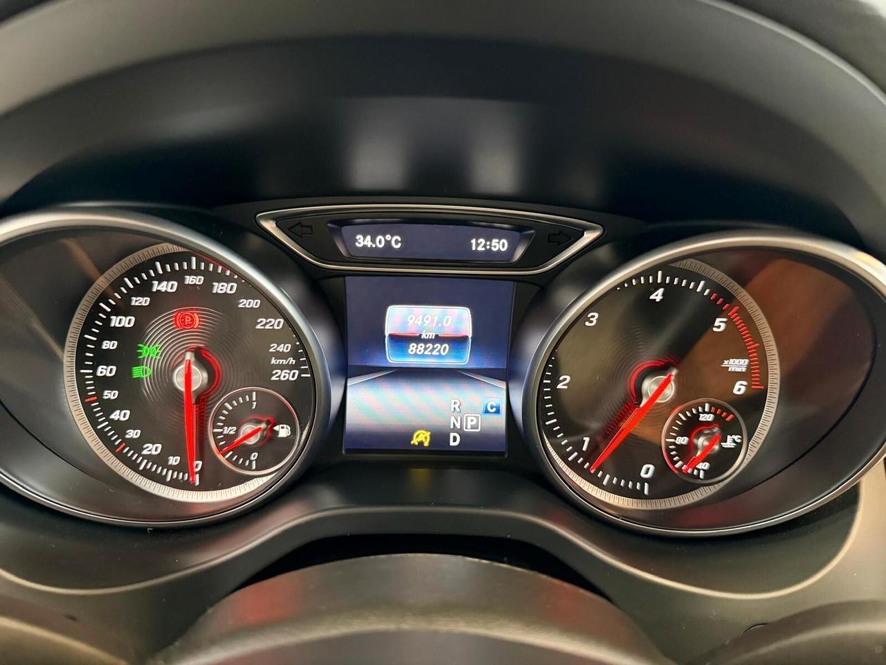Mercedes-benz GLA 200 d Automatic Premium