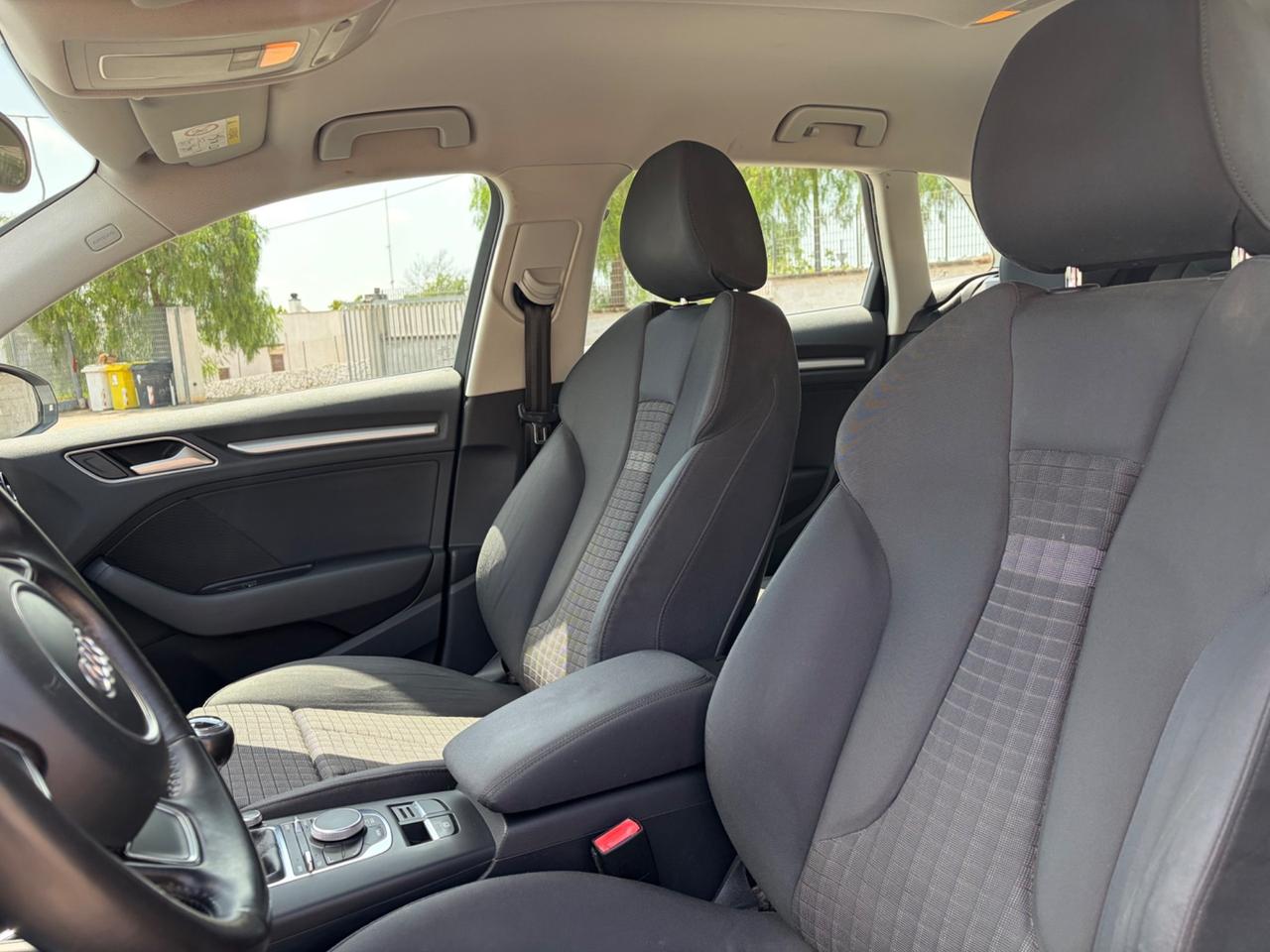 Audi A3 SPB 1.6 TDI Ambition - 2014
